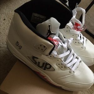 Meet your Posher, Derrick