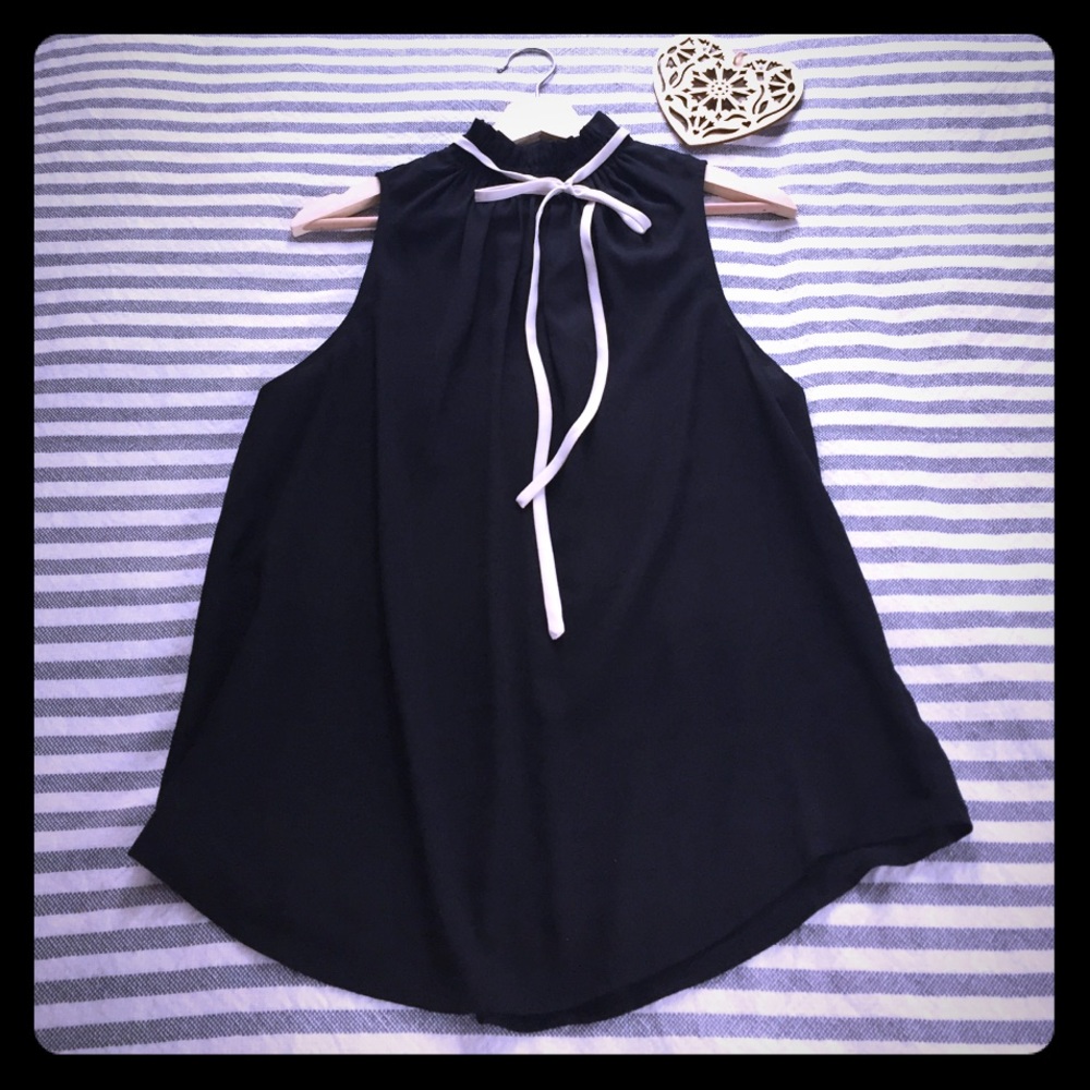 WhoWhatWear Sleeveless Blouse