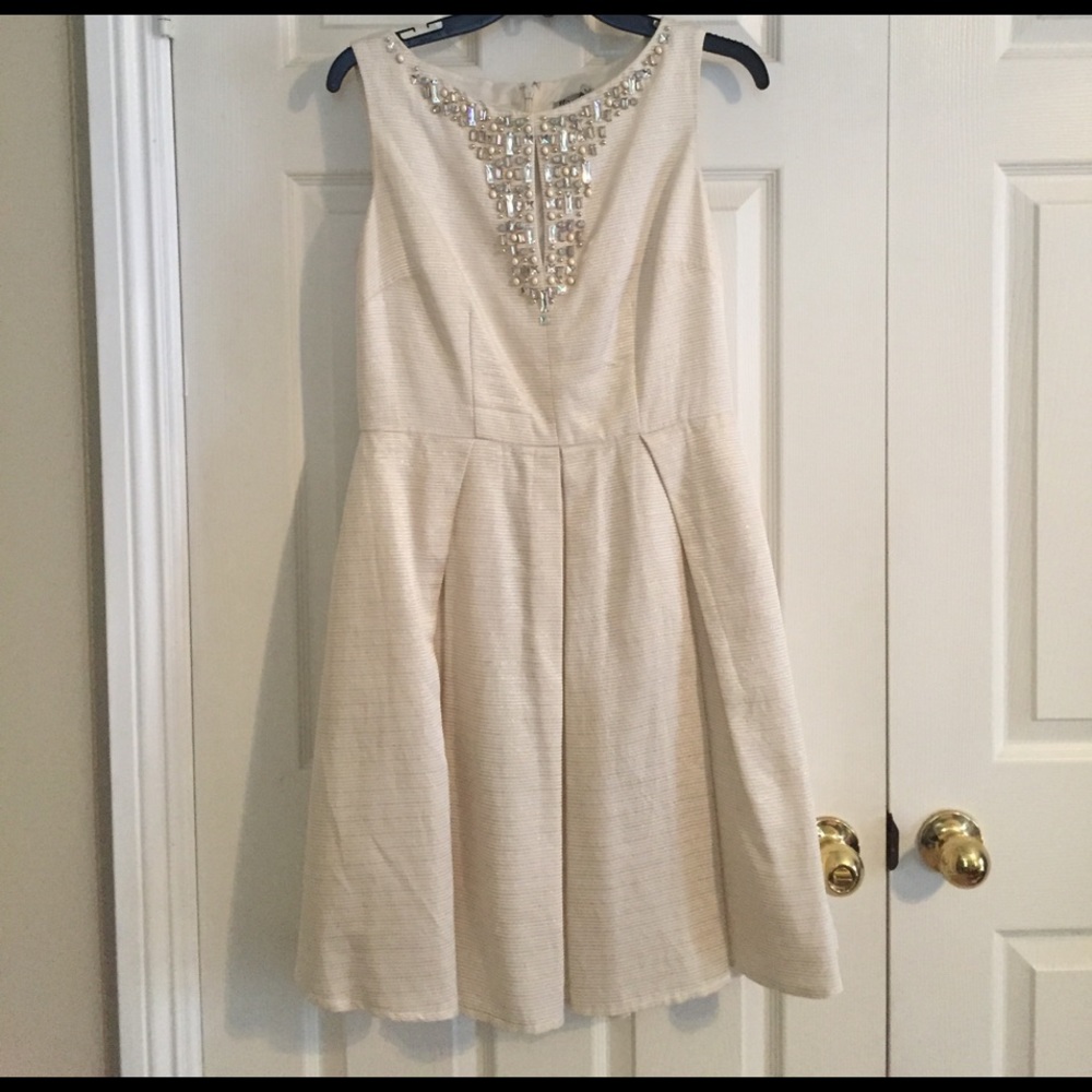 Gorgeous Eliza J fit and flare dress
