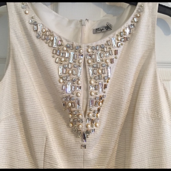 Gorgeous Eliza J fit and flare dress - Picture 3 of 6