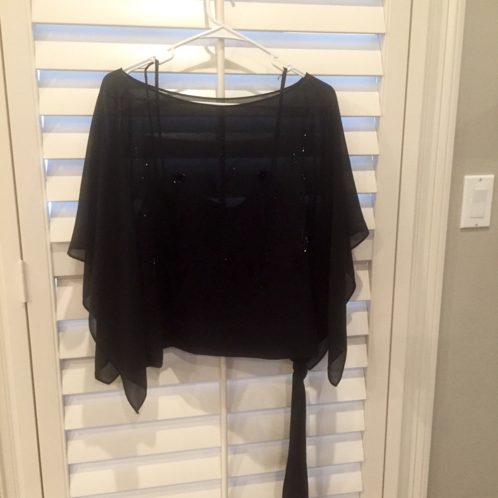 Black flowy top
