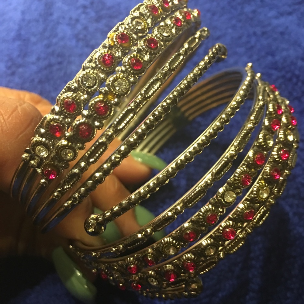 Beautiful duo silver & pink  & white stones