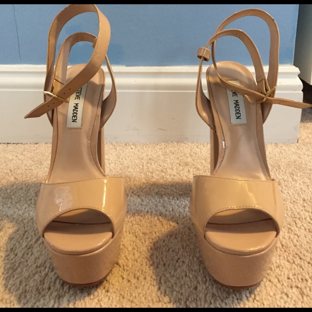 Steve Madden pumps, worn once