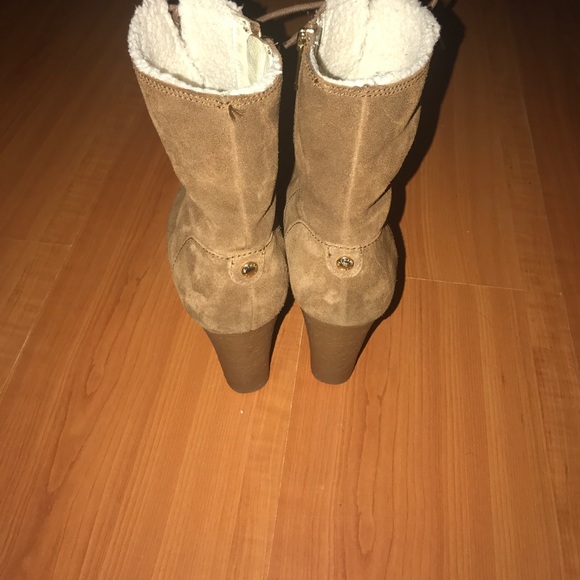 Michael kors wedges worn once - Picture 8 of 8