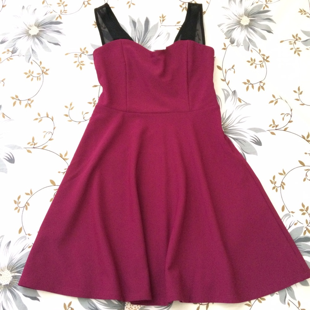 Forever 21 Cute dress! 💕🎉