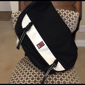 XL Chrome Messenger Bag in Great Used Condition