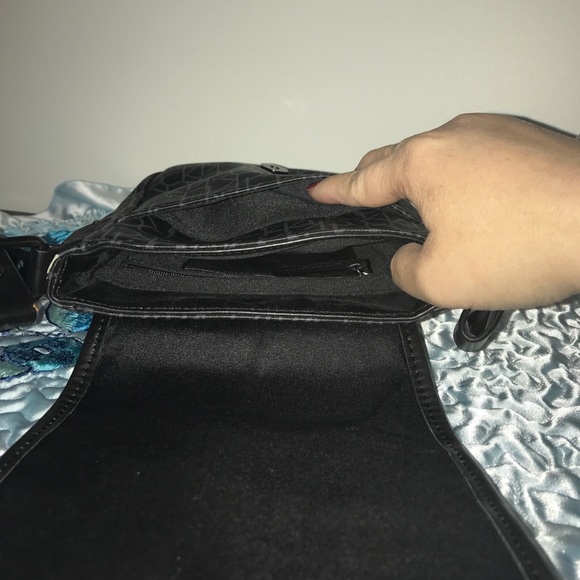 Calvin Klein Small Crossbody Bag - Picture 4 of 5