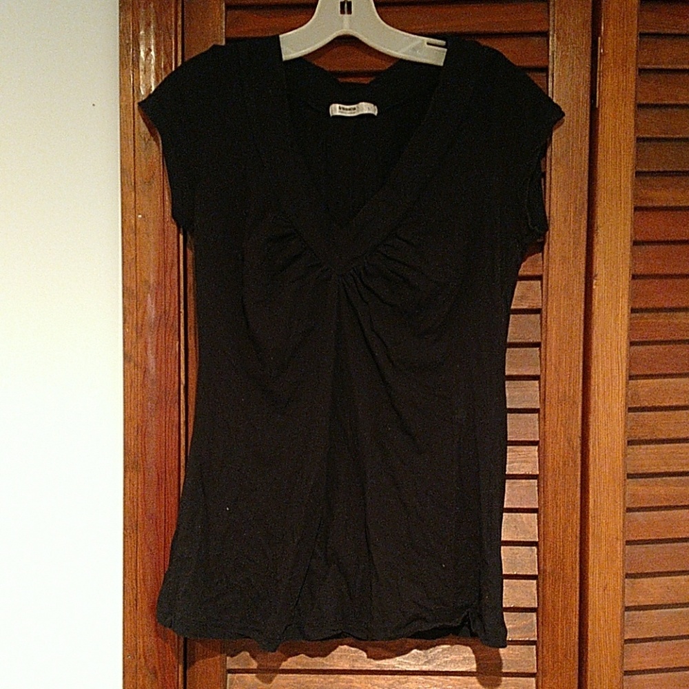 V-neck blouse/t-shirt by Tresics