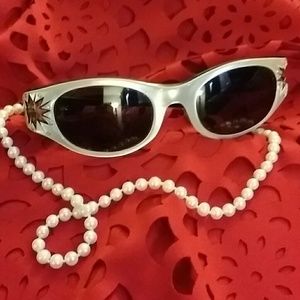 Vintage Cat Eye Jeweled Sun Glasses