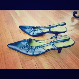 Kitten heels, dark blue, size 7.5.  Lightly worn.