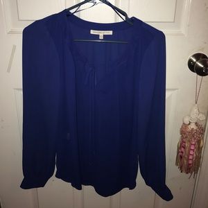 blue blouse with ribbon