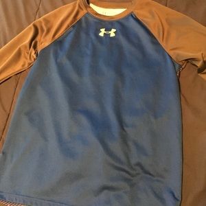 Boys Under Armour long-sleeve shirt