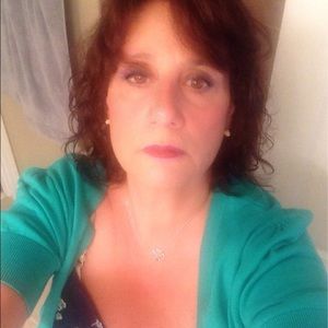 Meet your Posher, Liz