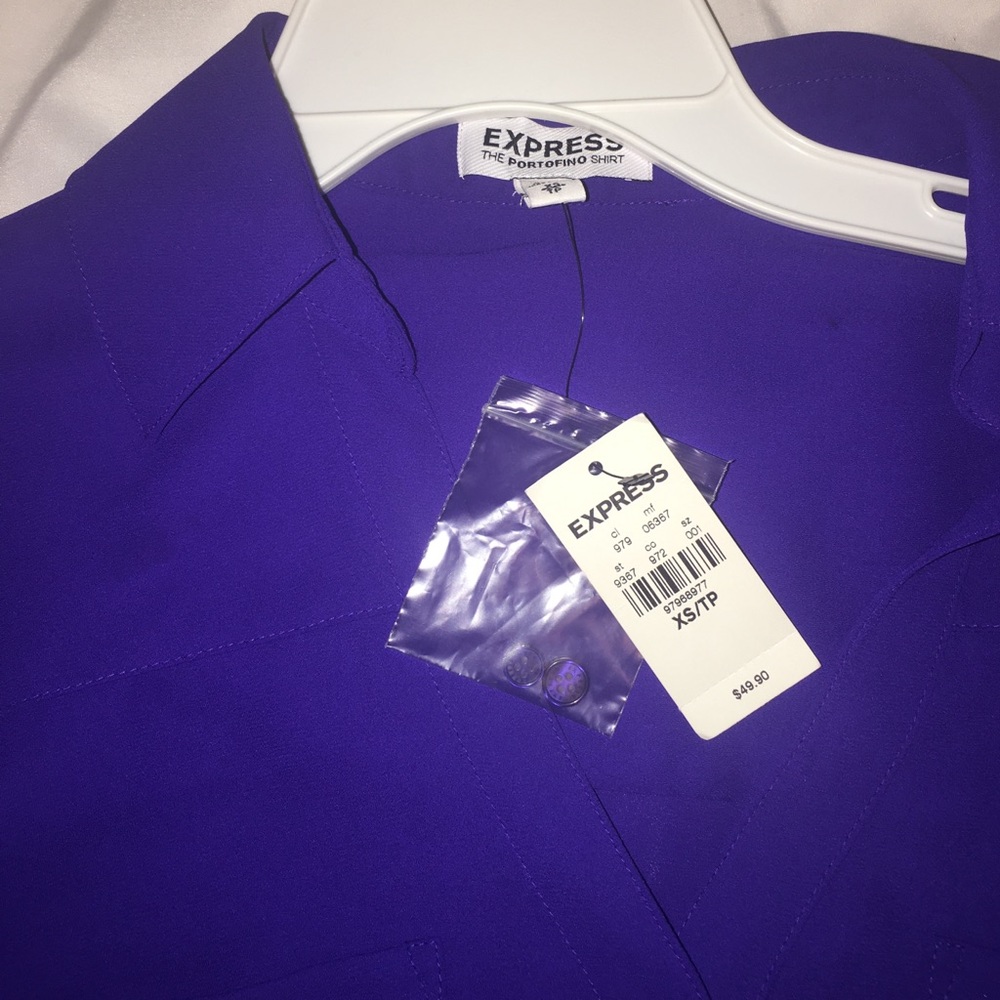 Blouse! - Picture 2 of 2