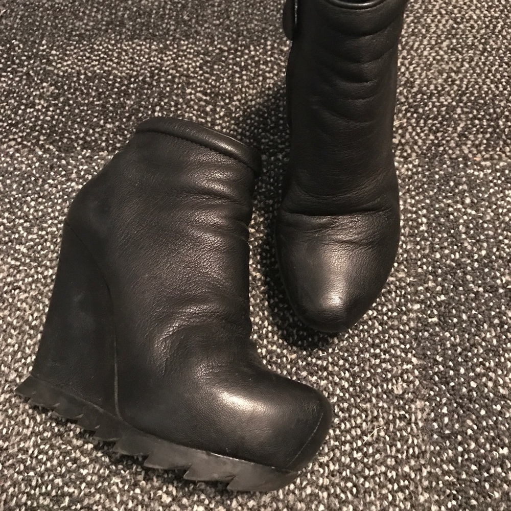 camilla skovoaaro soft leather boots