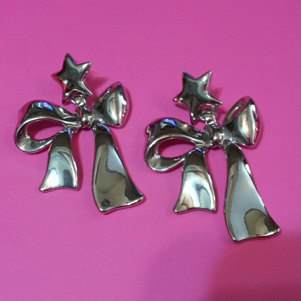 Star and Bow Silver Earrings