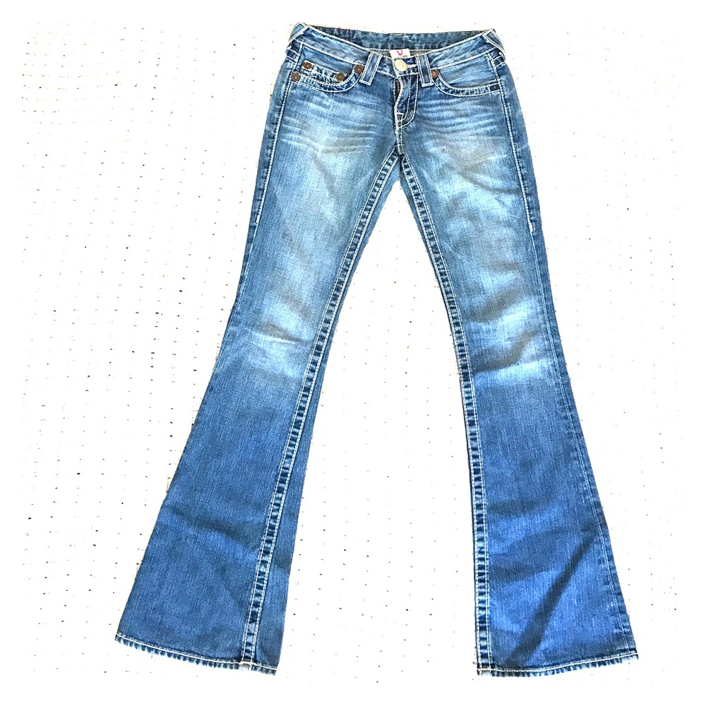 SIZE 25 TRUE RELIGION JEANS. Previously worn