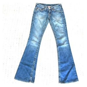 SIZE 25 TRUE RELIGION JEANS. Previously worn