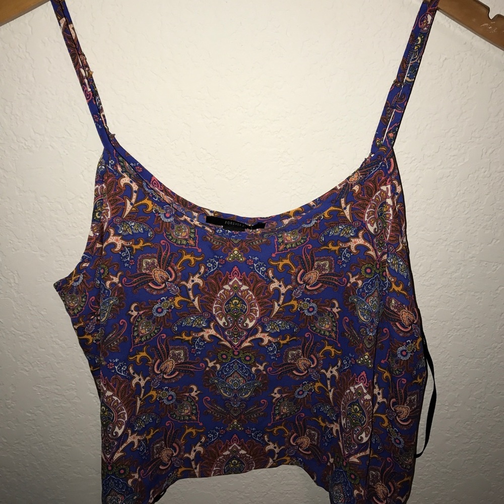 Printed crop top