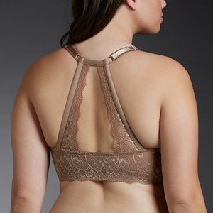 TORRID medium nude racerback front clasp bra