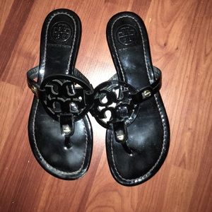 Authentic Tory Burch black Miller Flip Flop size 6