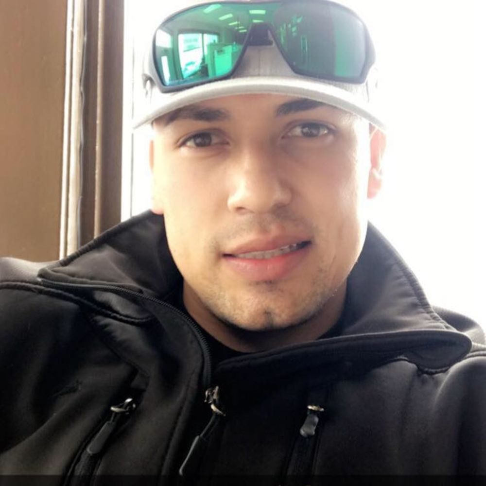 Meet your Posher, Victor