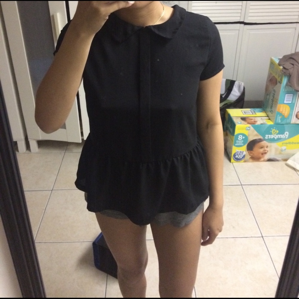 SOLD // Forever 21 Loose Peplum Top Size Small