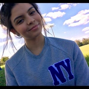 Meet your Posher, Sandy