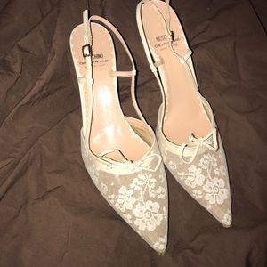 Moschino lace pumps