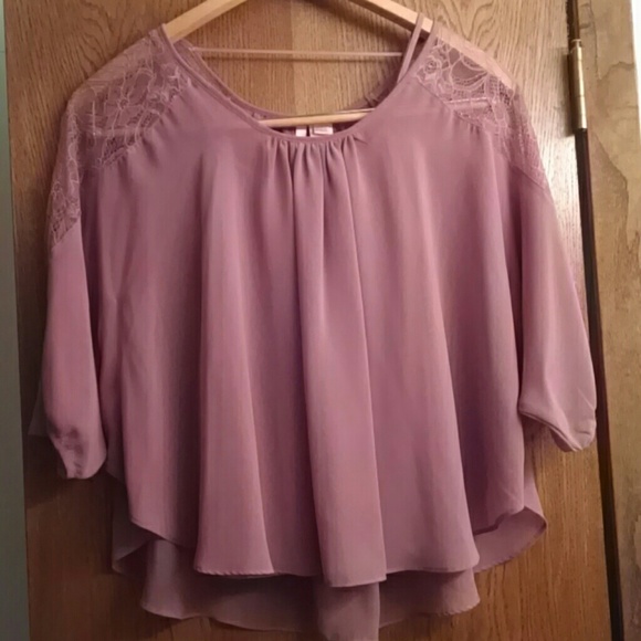 LC Lauren Conrad Tops - LC Lauren Conrad Rose colored lace detail blouse