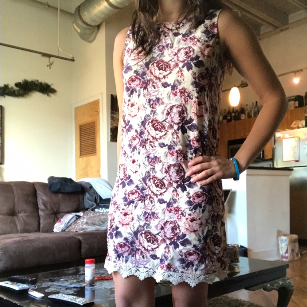 Floral dress - Picture 1 of 1
