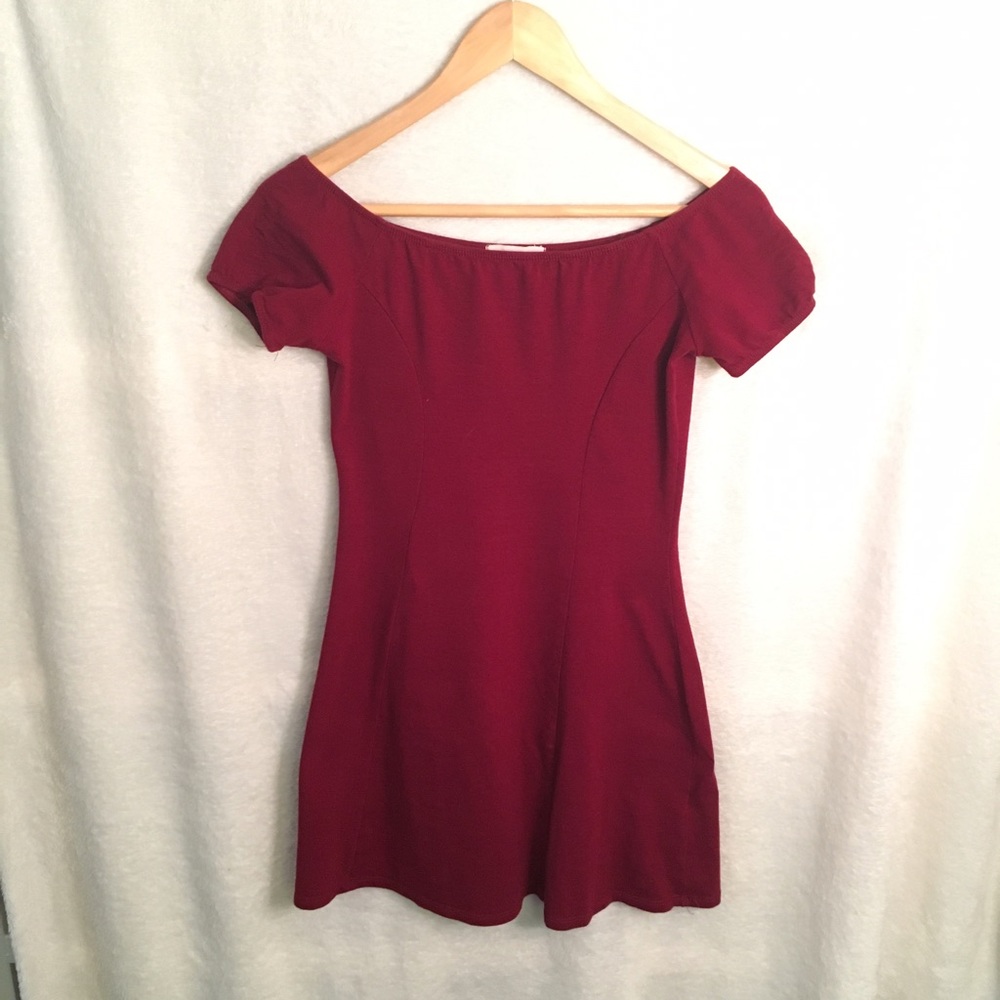 Magenta / red LA Hearts Pacsun off-shoulder dress