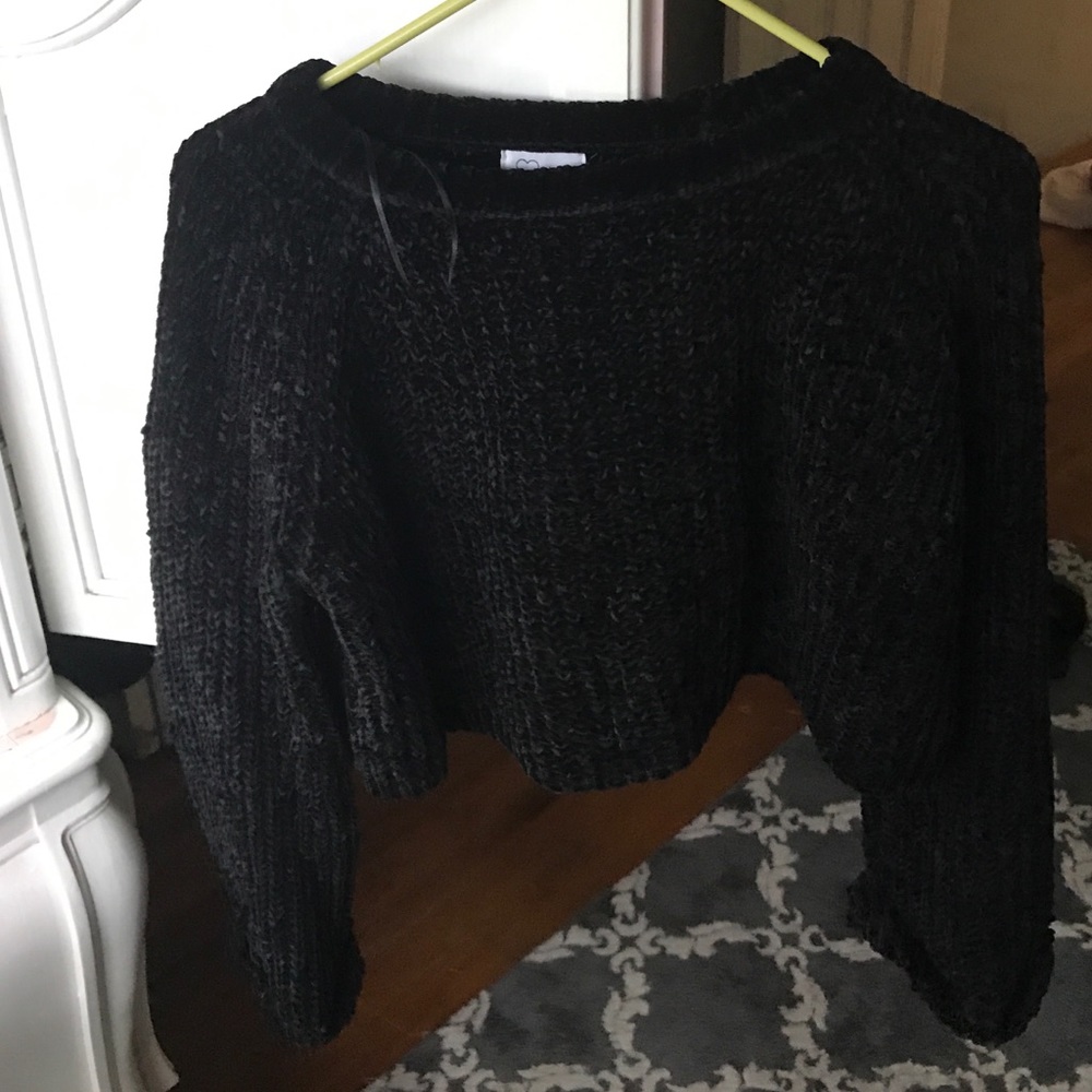 Cropped black sweater