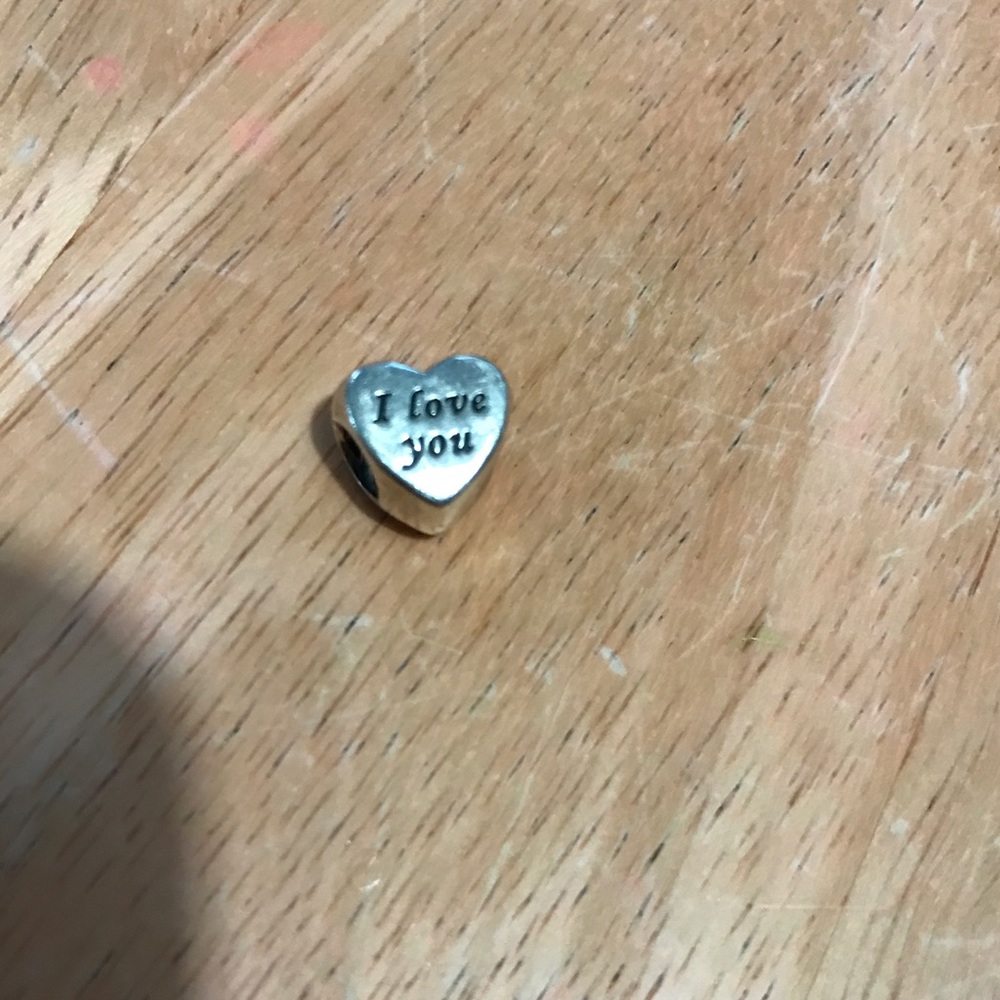 "I love you" Heart Pandora Charm