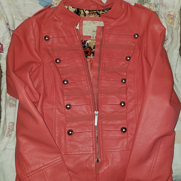 Daytrip Jacket - Picture 4 of 4