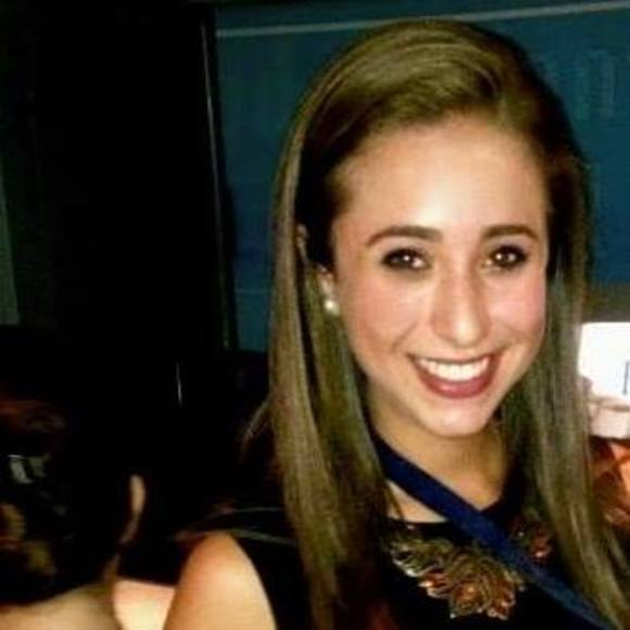 Meet your Posher, Stephanie - Picture 1 of 1