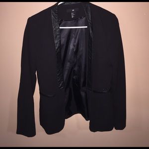 H&M black blazer