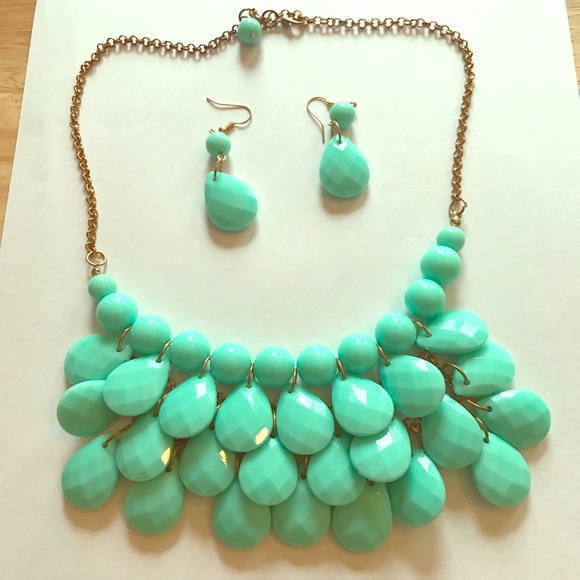 Jewelry - Statement Necklace- Turquoise