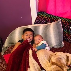 Meet your Posher, Crystal