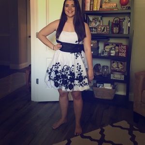 Sherri Hill Formal Dress