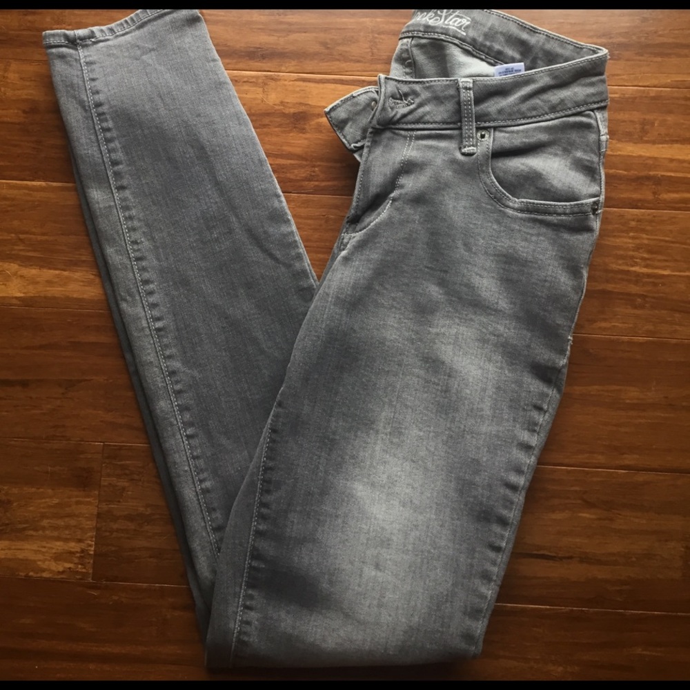 "The Rockstar" - Grey skinny jeans from Old Navy