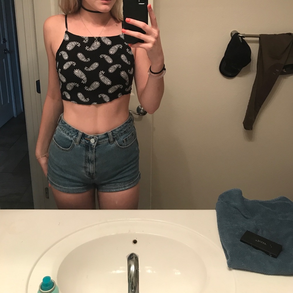 Brandy Melville Tied Crop Top