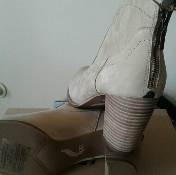 $$$$$$$$$@$&*/?/?#&# - Picture 3 of 7