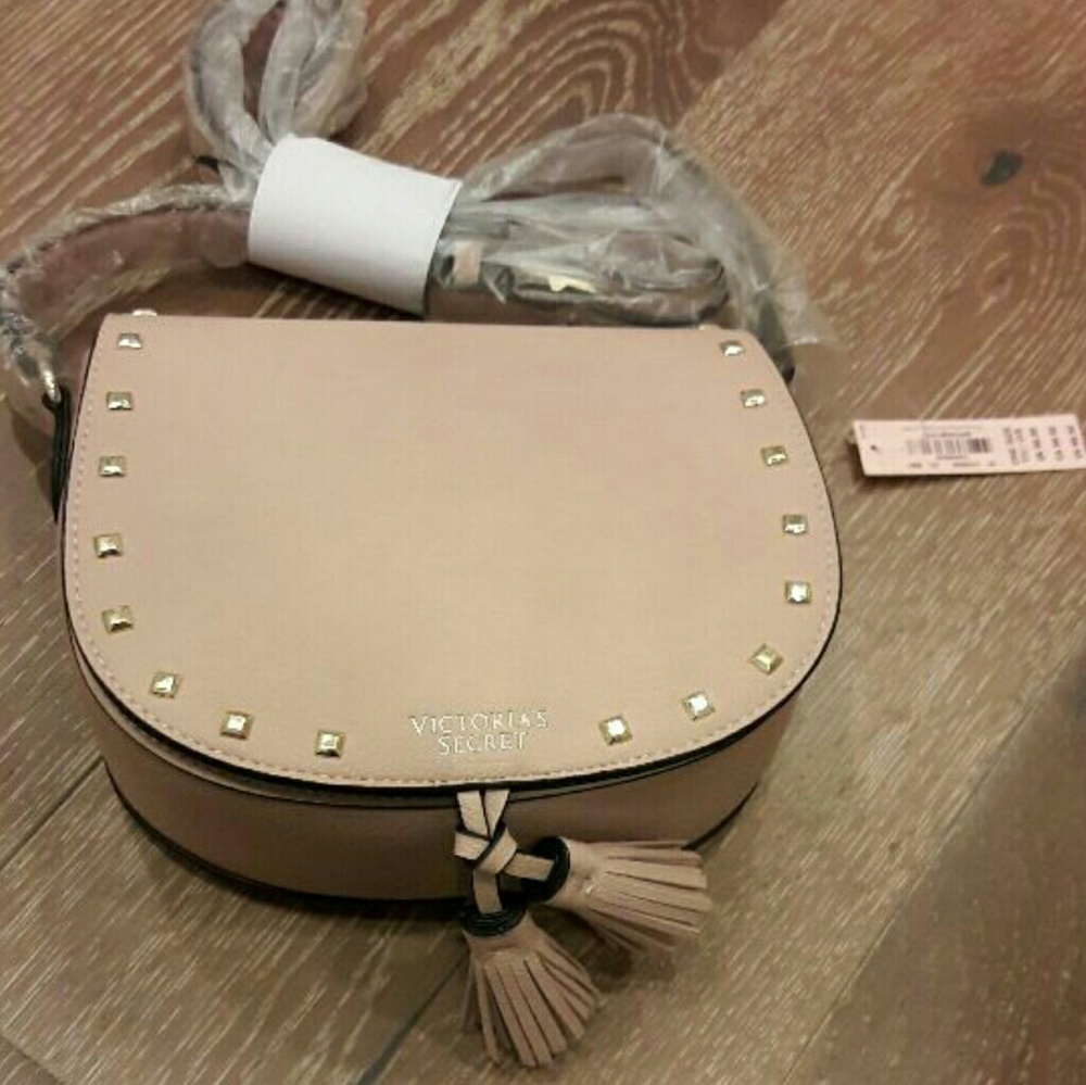 NWT victoria secret crossbody bag.