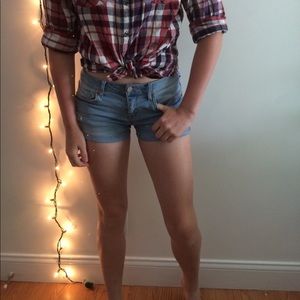 Light wash midi shorts