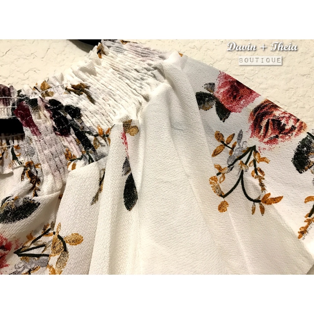 HP 4X 💖 Bohemian Floral Print Romper - Picture 6 of 8