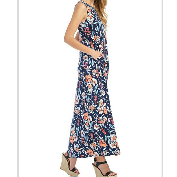 Floral maxi dress - Picture 2 of 8