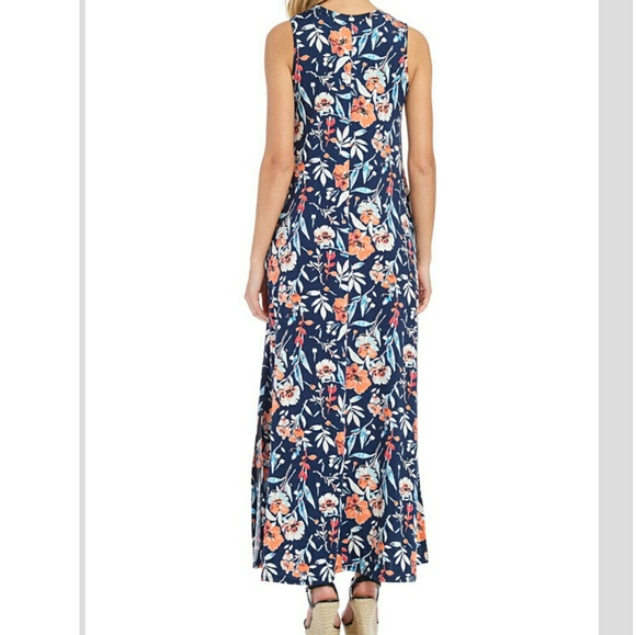 Floral maxi dress - Picture 3 of 8