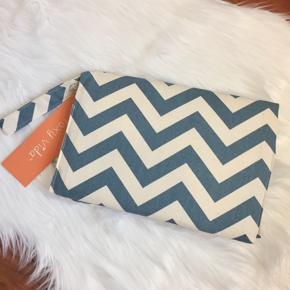 Foxy Vida Other - Diaper Clutch Chevron Print Bag