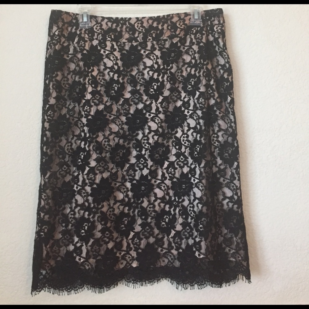 Banana Republic lace pencil skirt, blush lining